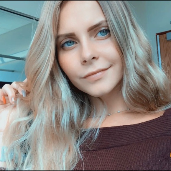 Meet your Posher, Joy - Picture 1 of 1